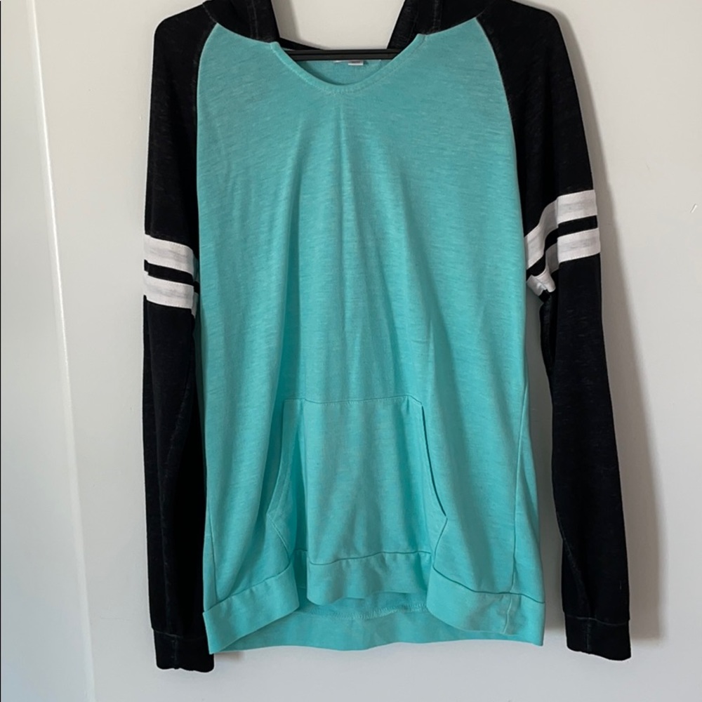 Hooded T-shirt
